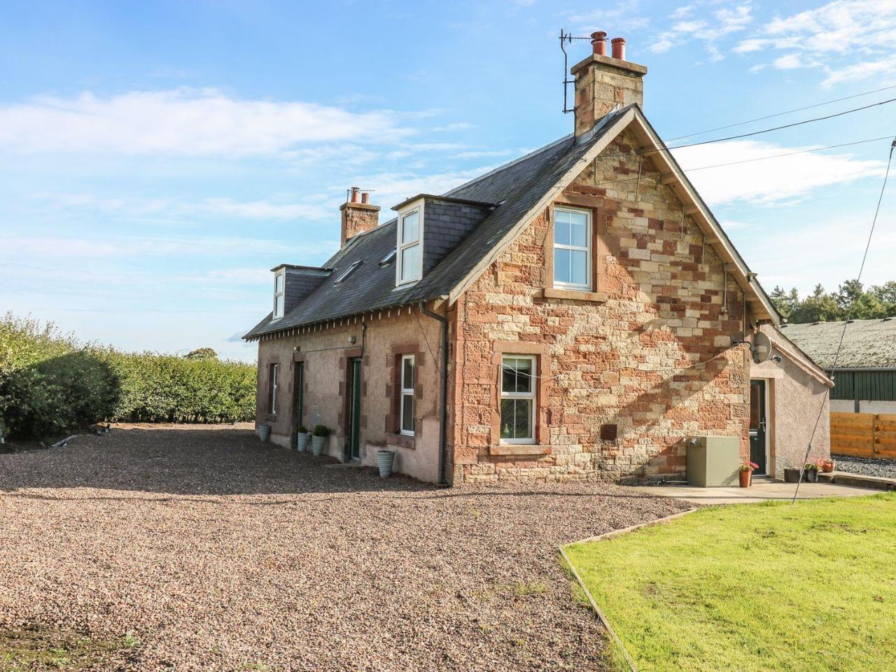 Bonjedward Mill Farm Cottage Jedburgh Eksteriør billede